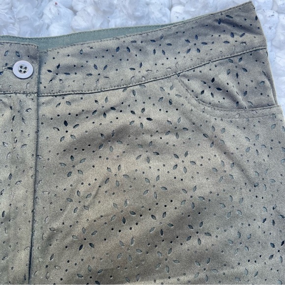 Paper Crane Faux Suede Eyelet Shorts - Picture 2 of 3